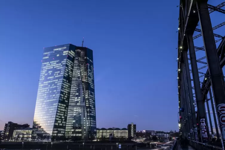 Hüter des Euro: die Europäische Zentralbank in Frankfurt. Zurzeit sitzt in allen Ländern Europas das Geld locker. 