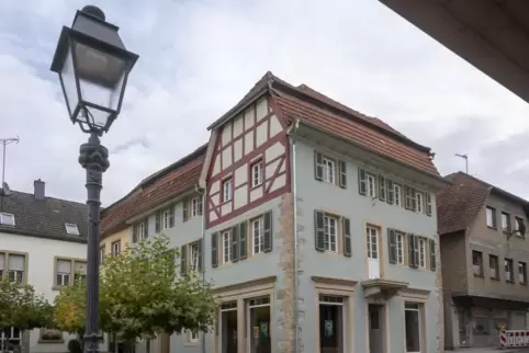 Immer wieder ist es bei der Sanierung des Hauses Busch zu Verzögerungen gekommen. 