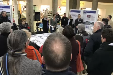Bürgerbeteiligung im Januar 2020: Die Stadt informiert über das Projekt Postplatz. Bürgerbeteiligung im Januar 2020: Die Stadt informiert über das Projekt Postplatz.
