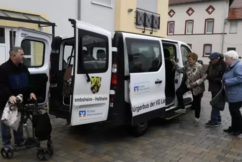Der Bürgerbus der Verbandsgemeine Lambsheim-Heßheim rollt zwar noch, aber deutlich seltener. Viele Senioren nutzen in der Corona
