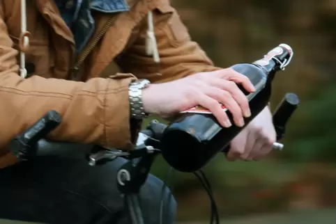 Alkohol, kombiniert mit Radfahren: keine gute Idee. 