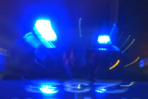 Unfall bei Dunkelheit: Problem auf der B9.