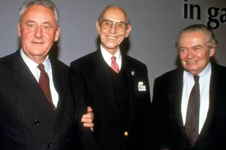 Die drei ersten Chefs der Stiftung Deutsche Sporthilfe 1991: Erich Schumann, Josef Neckermann und Willi Daume (von links).