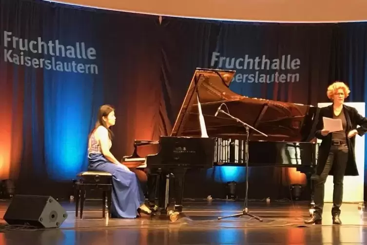 „Chopin und Georges Sand“: Sachiko Furuhata am Klavier und Kerstin Bachtler mit einer Lesung haben am 27. März die Reihe bereich