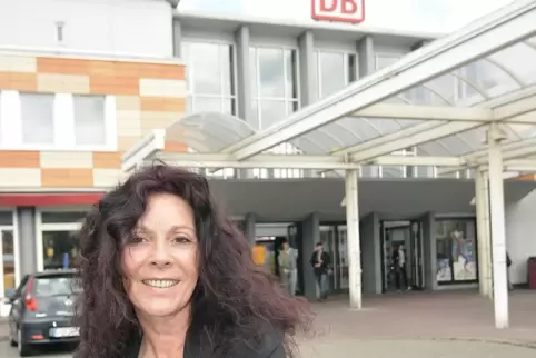 Die Linke-Politikerin Barbara Spaniol ist gegen einen neuen Autobahnzubringer. 