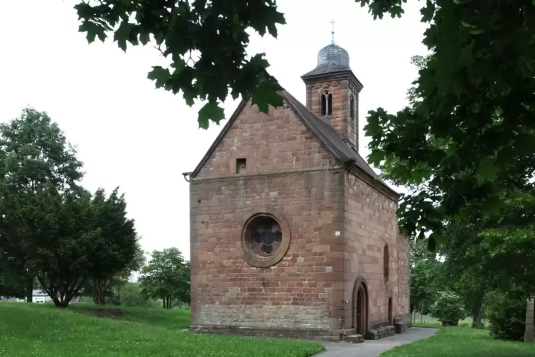 Die Nikolauskapelle wurde im 13. Jahrhundert erbaut.