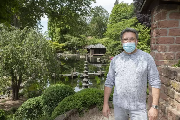 Es geht wieder los: Stephan Brohl ist optimistisch, dass die Widereröffnung des Japanischen Gartens gut klappen wird. Dabei sind