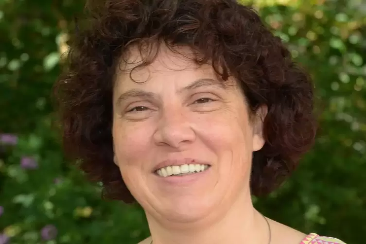 Klinikseelsorgerin Silke Kessler erinnert an die Bedeutung des Pfingfestes. 