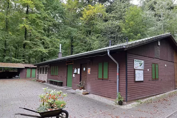 Die Gimpelwaldhütte bei Hornbach hat bereits seit zwei Wochen wieder geöffnet.