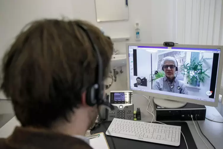 Eine Videosprechstunde hat praktische Vorteile für die Patienten.