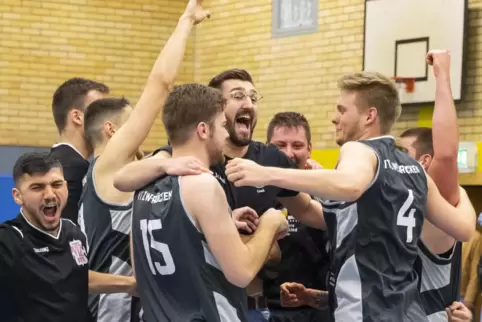 Hatten in der abgelaufenen Saison häufig Grund zum Jubeln: die VTZ-Korbjäger.