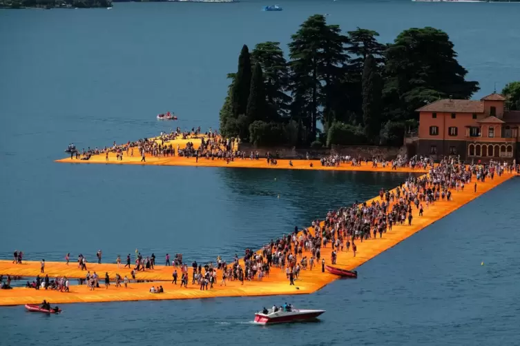 „The Floating Piers“: Projekt auf dem italienischen Iseosee 2016.