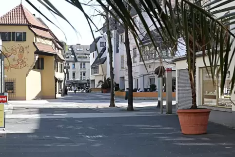 Der erste Bauabschnitt des Projektes „Wasser in die Stadt“ umfasst den Bereich zwischen Kriegerdenkmal und der Tiefgarageneinfah