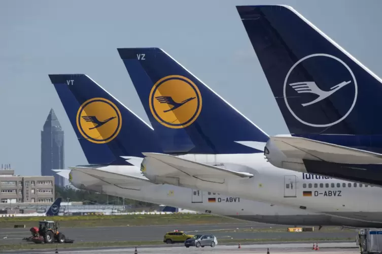 Nach dem Kursabsturz in der Corona-Krise verliert die Lufthansa ihren Platz im Deutschen Aktienindex.