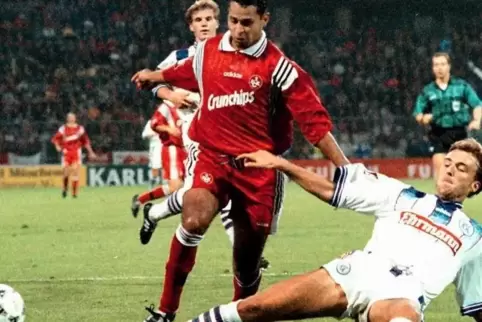 Thomas Hengen (KSC) gegen Lauterns Ratinho. Das war 1998. 