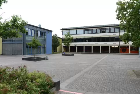 Wird zurzeit nur von einem Teil der rund 300 Schüler besucht: die Realschule plus in Dudenhofen.