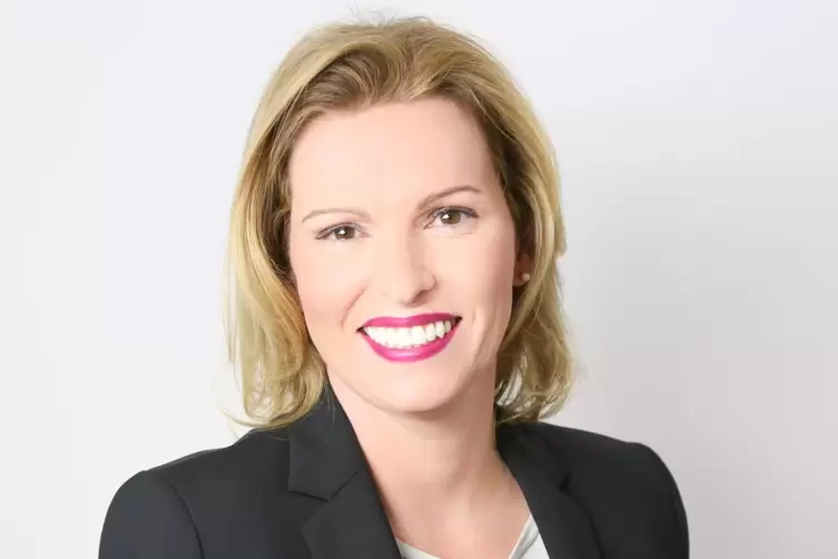 Anja H&ouml;lscher