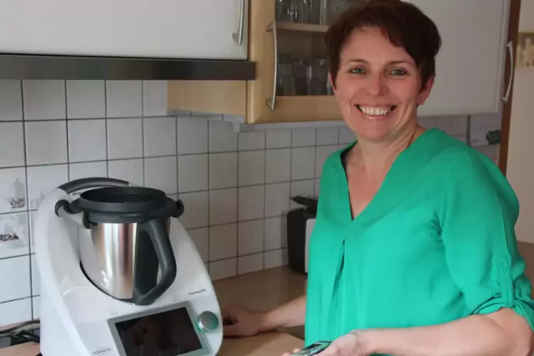Auch Marina Kratschmer muss, um den Thermomix zu pr&auml;sentieren, ins Internet ausweichen. 