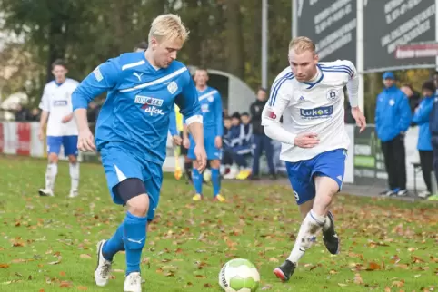 Ein Bild aus seiner Pirmasenser Zeit: Robin Purdy (links) spielt hier mit der zweiten Mannschaft des FKP gegen den SV Rodenbach.