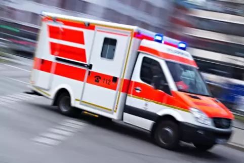 Die Jugendlichen wurden in ein Krankenhaus gebracht. 