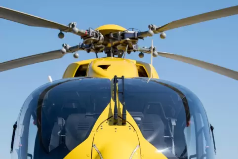 Der junge Mann wurde mit einem Rettungshubschrauber ins Krankenhaus geflogen.