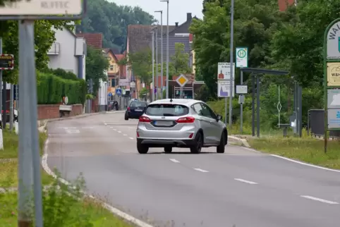Eine der Hauptverkehrsstraßen in Waldsee: die Rehhütter Straße.