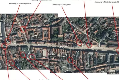 Skizze der Stadtverwaltung (Ausschnitt): rot eingekreist die zehn möglichen Standorte von meist mehreren Pollern nebeneinander. Skizze der Stadtverwaltung (Ausschnitt): rot eingekreist die zehn möglichen Standorte von meist mehreren Pollern nebeneinander.