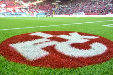 Vor 22 Jahren holte der FCK als erster und bislang einziger Aufsteiger den Titel der Bundesliga. Seither ging es für den Traditi