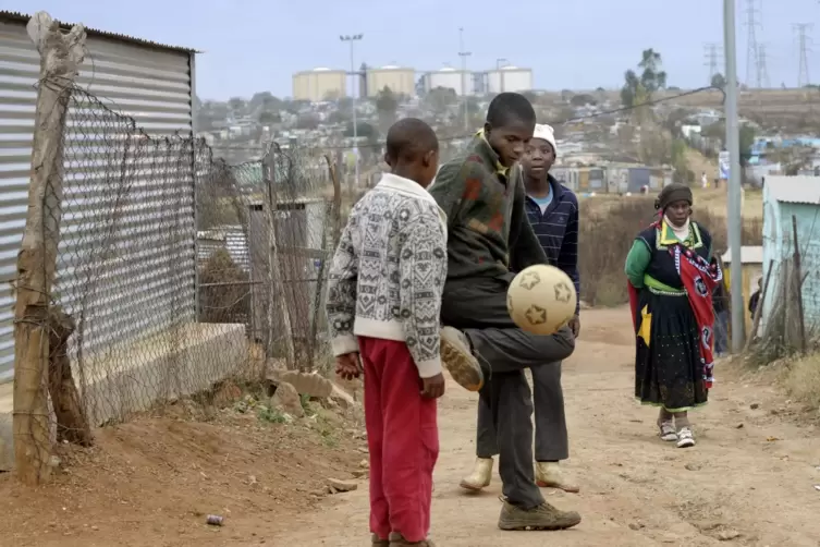 Soweto – immer noch eine Stadt, in der die Armut grassiert. 