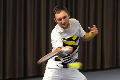 Spielt mit seiner Mannschaft in der neuen Medenrunde in der Verbandsliga: David Kardol vom TC Schwarz-Weiß Bad Dürkheim.