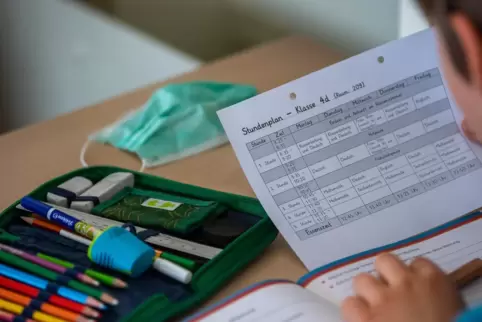 Wochenweise, tageweise oder verkürzte Stunden an jedem Tag – jede Schule hat ihren eigenen Rhythmus für den eingeschränkten Unte