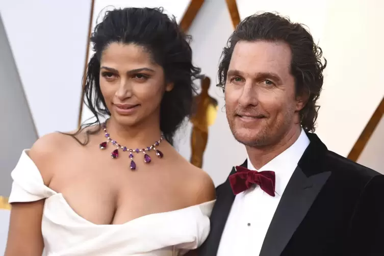 Matthew McConaughey (mit Ehefrau Camila Alves McConaughey): Kinder brauchen Grenzen.