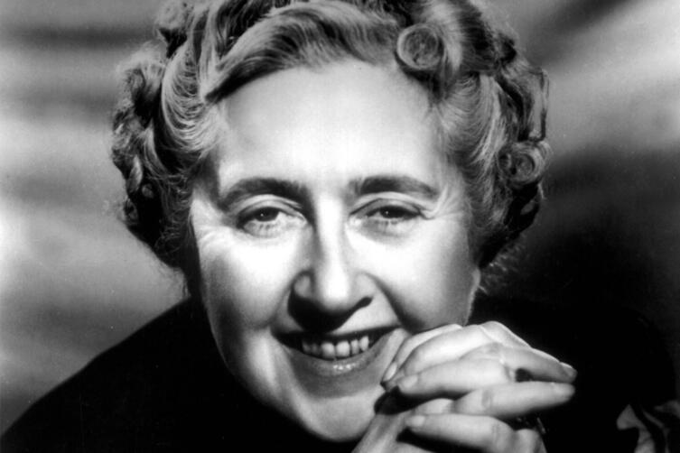 1926 macht Agatha Christie nicht nur ihr Roman „Alibi“ berühmt, sondern auch ihr Verschwinden, das elf Tage andauert.
