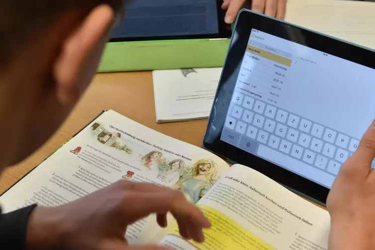 Auch Tablet-PCs haben sich die Schulleitungen für den digitalen Unterricht gewünscht.