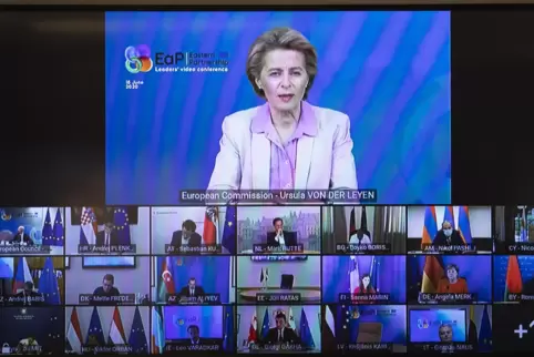 So sieht eine Videokonferenz von Staats- und Regierungschefs mit der EU-Kommissionspräsidentin aus. Ist das auch für Kommunalpar