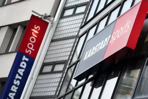 20 der bundesweit 30 Filialen von Karstadt-Sports will das Unternehmen schließen.
