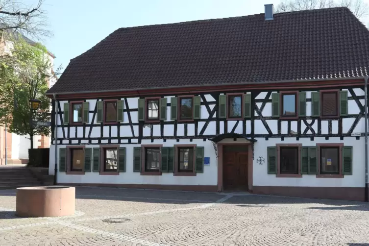 Herz und Zentrum der Stadt: Haus am Pl&auml;tzel.