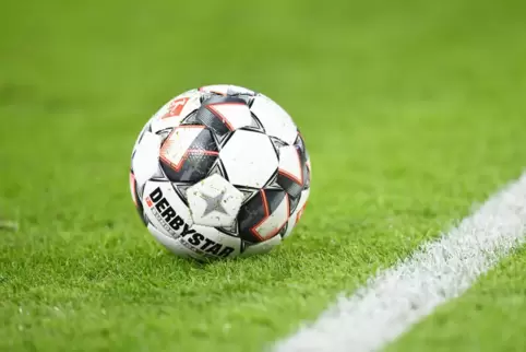 Die neue Saison der Fußball-Oberliga Rheinland-Pfalz/Saar nimmt Gestalt an. 