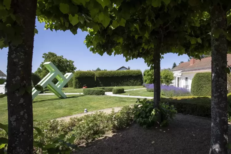 Parkähnliche Anlage: Hobbygärtner können den Garten von Bernd und Brigitte Kopper in Dansenberg am Sonntag besichtigen. 