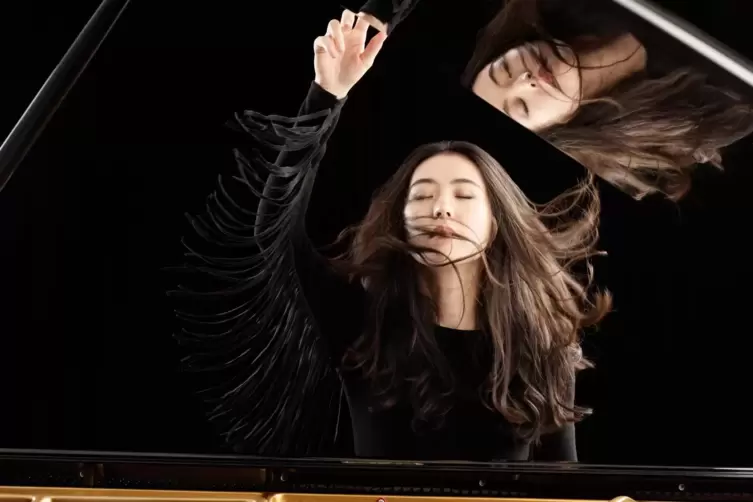 Die Pianistin Younee Solo kommt nun halt erst 2021. 