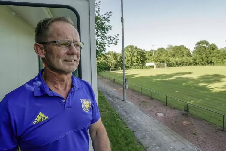  „Die Durchsagen verleihen dem Spiel ein gewisses Flair“, findet SC-Stadionsprecher Jürgen Wanger. 