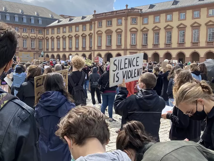 Mannheim_Silent_Demo_gegen_Rassismus_2020_06_06_-05-_JUNI