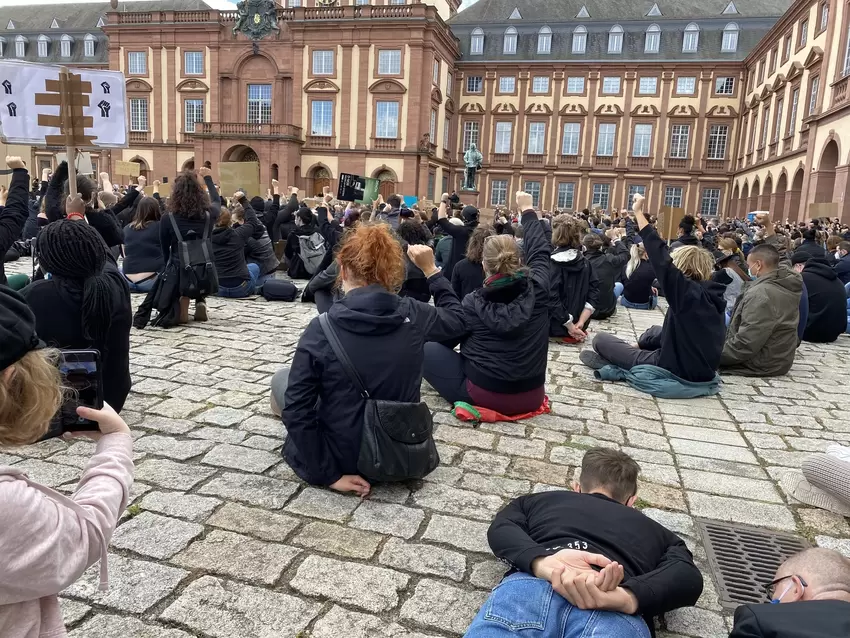 Mannheim_Silent_Demo_gegen_Rassismus_2020_06_06_-06-_JUNI