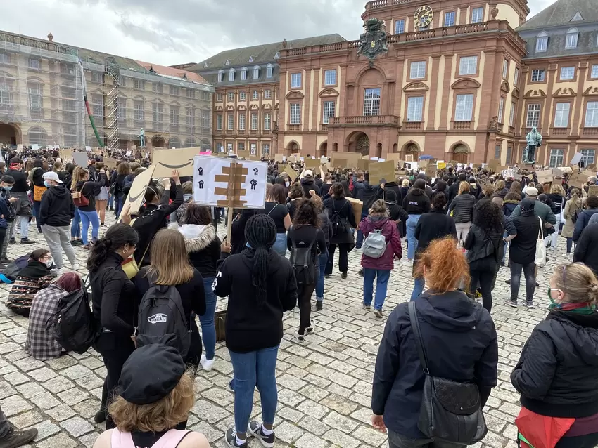 Mannheim_Silent_Demo_gegen_Rassismus_2020_06_06_-10-_JUNI