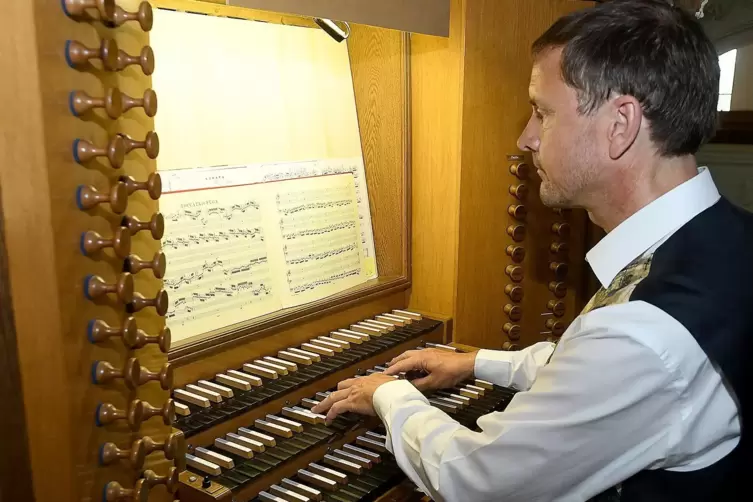 Orgelsommer und Konzert: 275 Jahre Stummorgel in der Paulskirche Kirchheimbolanden mit Jochen Steuerwald.