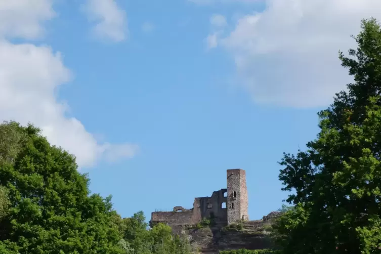 Die Burg Alt-Dahn ist für Besucher wieder geöffnet.