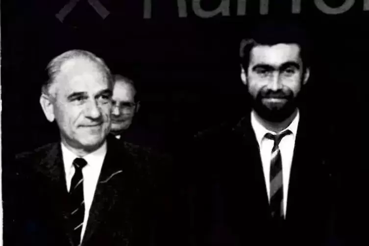Starkes Duo: Heribert Hofmann mit seinem Lehrer, Chef und Kollegen Otto Bengert.