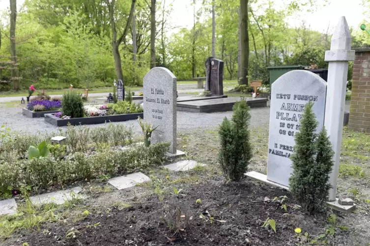 Auf dem Ludwigshafener Haupfriedhof gibt es seit 30 Jahren einen muslimischen Teil.