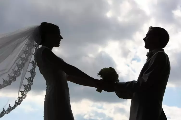 Hochzeit: Für das Brautpaar ist es der schönste Tag im Leben. Wie er ablaufen soll, dafür gibt es ganz unterschiedliche Ansichte