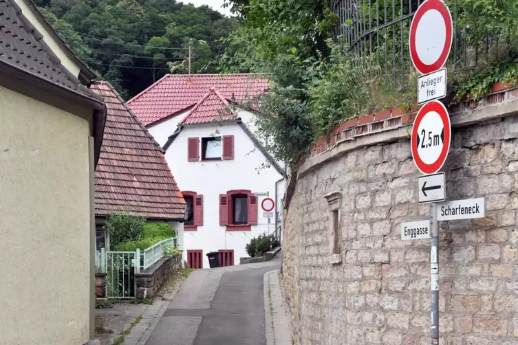 Der untere Bereich der Enggasse ist viel schmaler. 